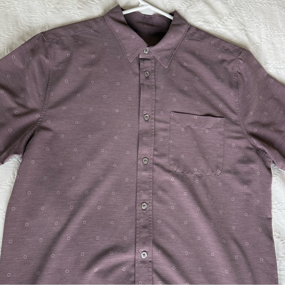 Vuori Short Sleeve Bridge Button Down Shirt - Size M
